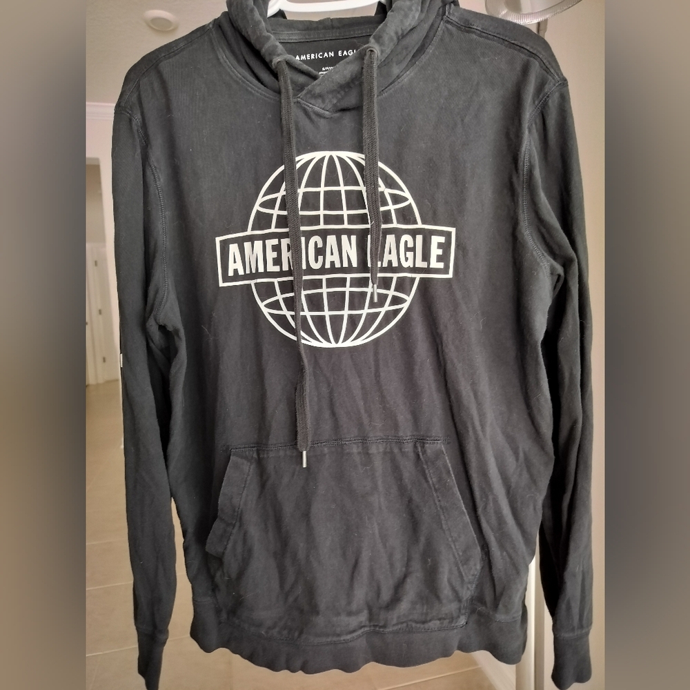 American Eagle Outfitters Black Hoodie Sweater for Men